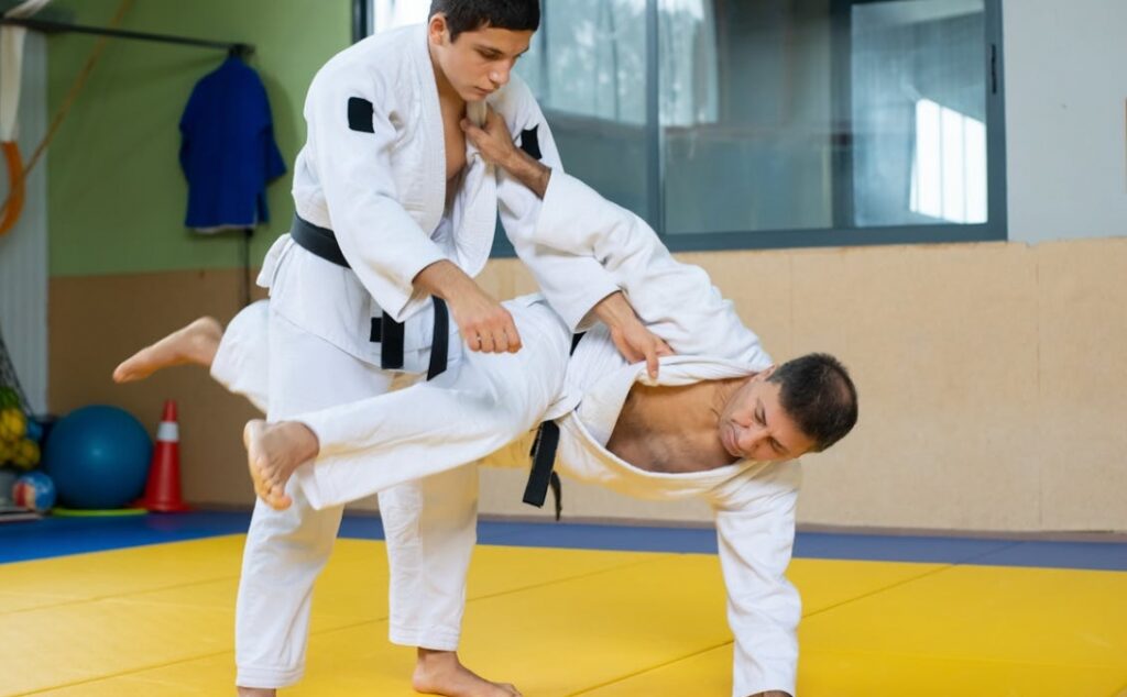 Uczniowski Klub Judo Kobra: Sukcesy sportowców z niepełnosprawnościami i zaproszenie na Gwiazdkowy Turniej Integracyjny